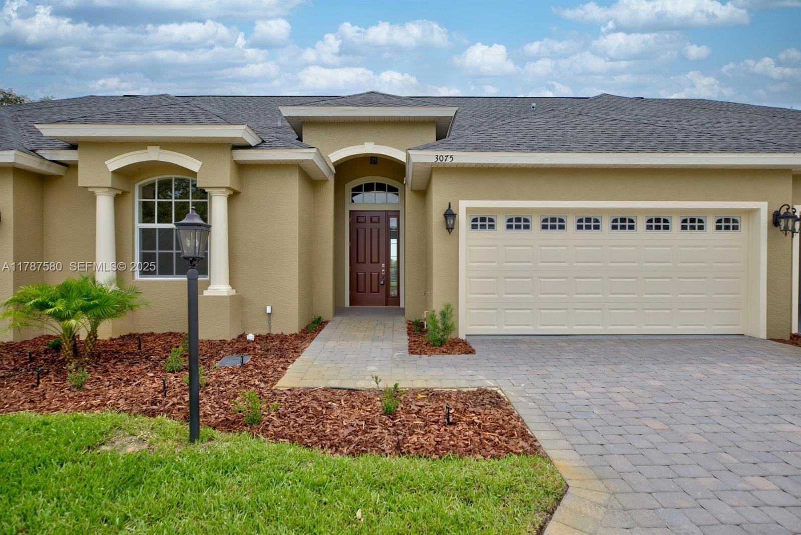 3075 Royal Oaks Court, Sebring, FL 33875 photo 2