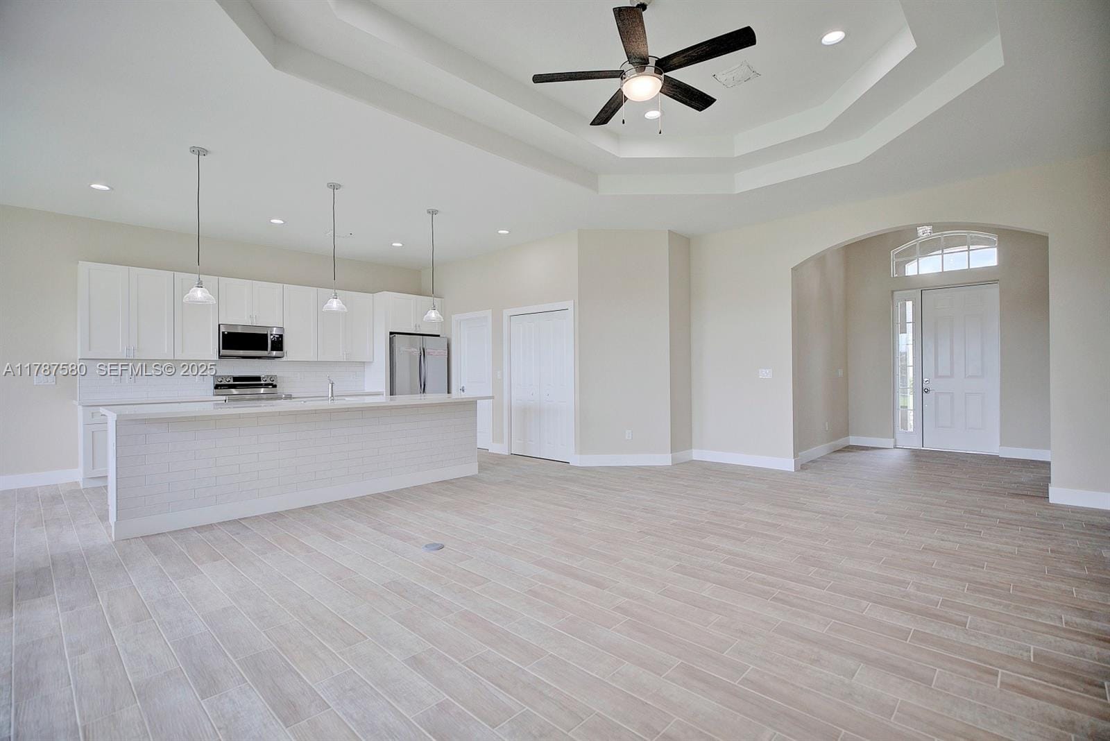 3075 Royal Oaks Court, Sebring, FL 33875 photo 14