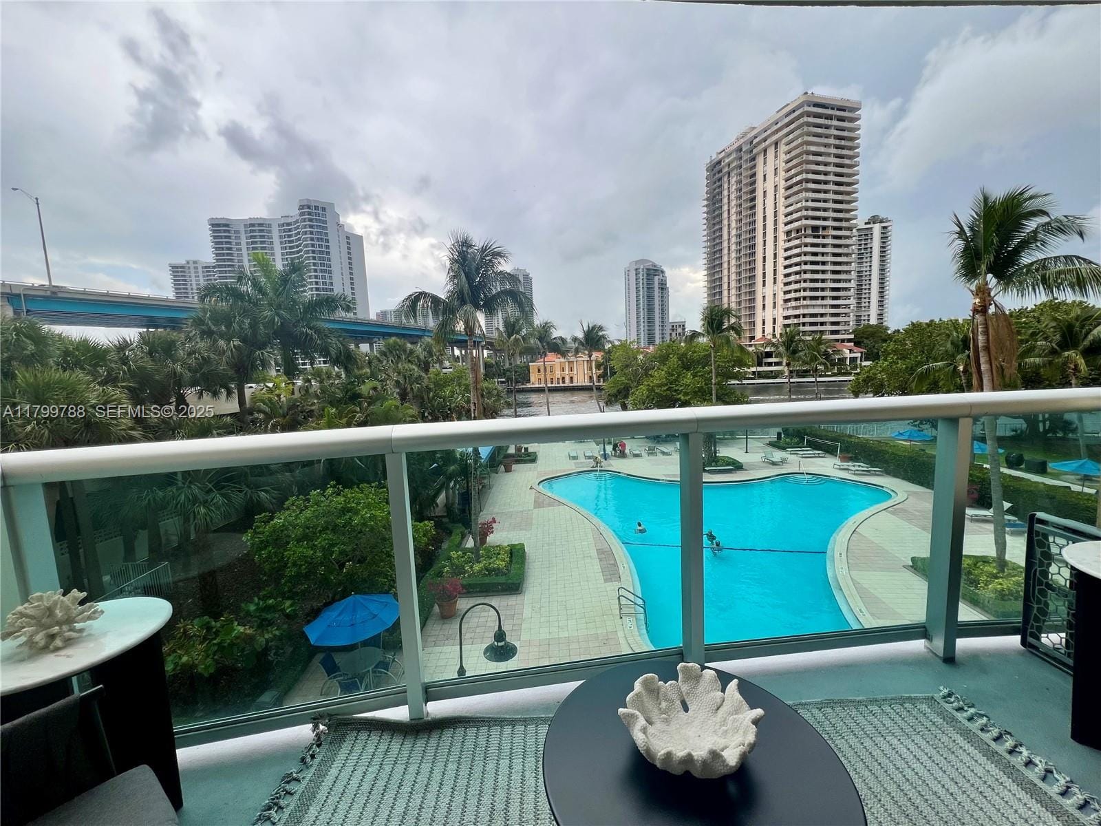 19390 Collins Avenue 303, Sunny Isles Beach, FL 33160 photo 7