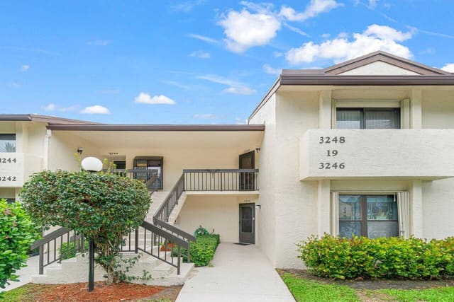 3246 Perimeter Drive 3246, sold in Lucerne Park Condos, Greenacres, FL