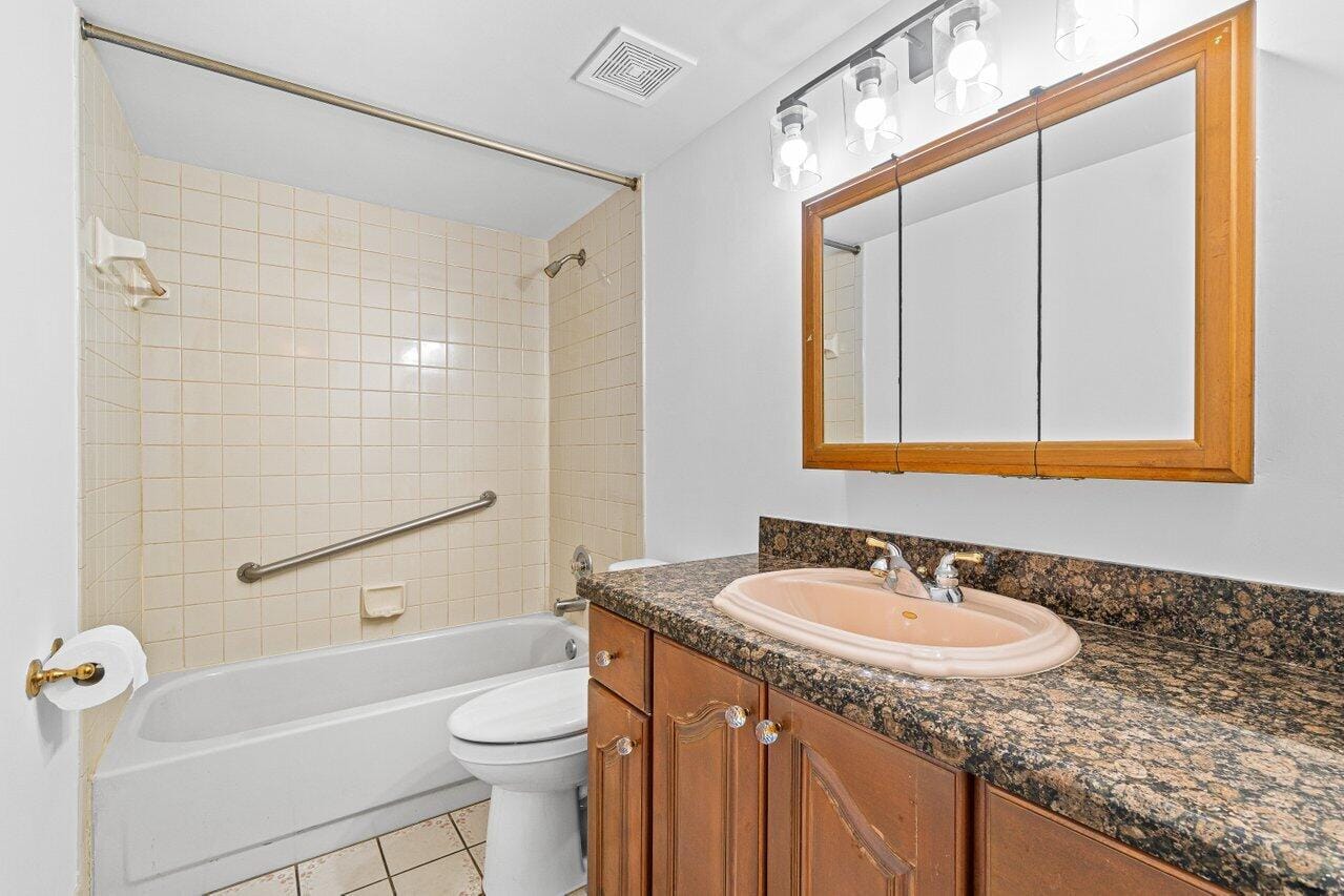 3246 Perimeter Drive 3246, Greenacres, FL 33467 photo 17
