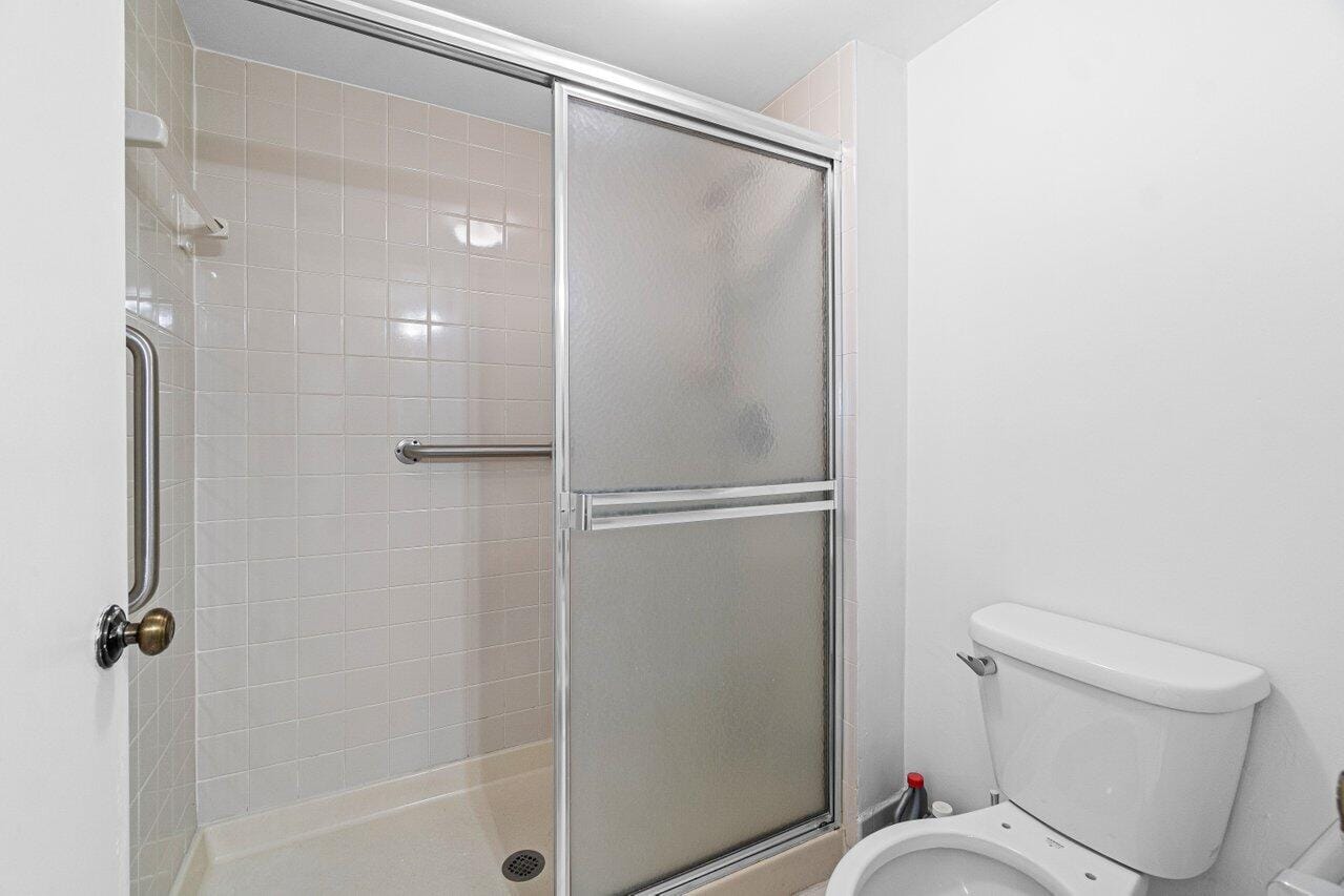 3246 Perimeter Drive 3246, Greenacres, FL 33467 photo 9