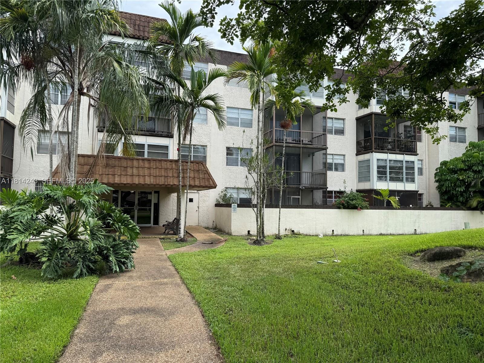 7100 NW 17th Street 404, Plantation, FL 33313 photo 17