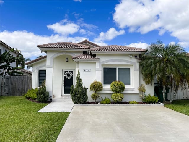 15021 SW 143rd Street, sold in Brightons Meadow Trace, Miami, FL