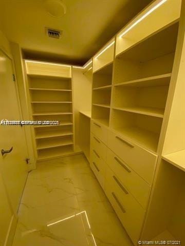 16385 Biscayne Boulevard 702, North Miami Beach, FL 33160 photo 27