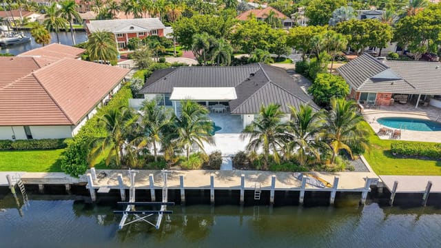 41 S Compass Drive, Bay Colony, Fort Lauderdale, FL