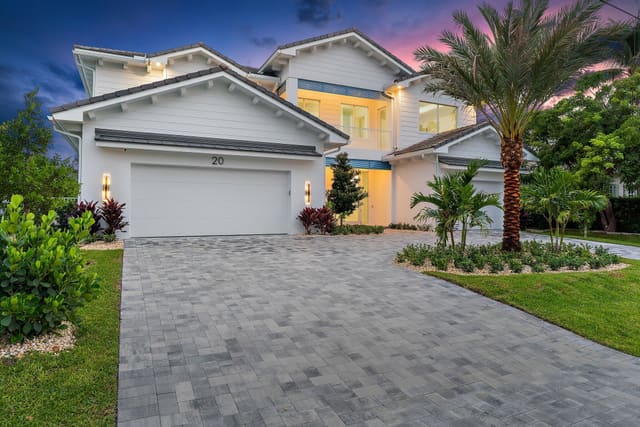 20 Tradewinds Circle, Tequesta, FL 33469