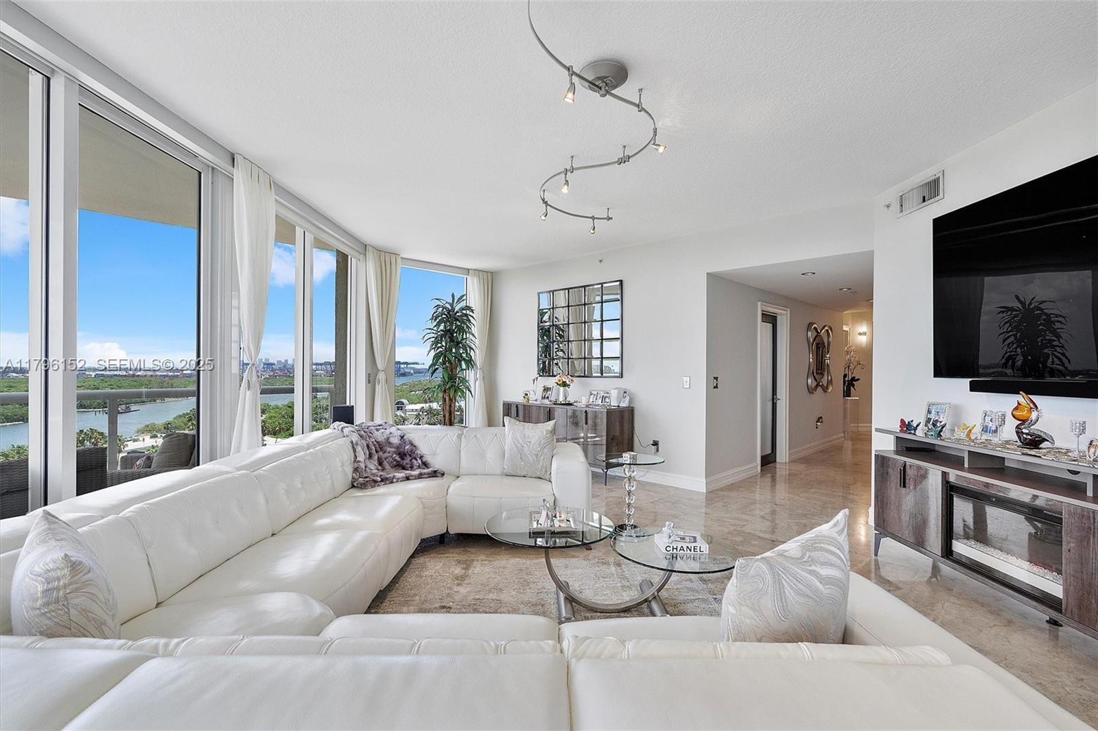 6051 N Ocean Drive 1102, Hollywood, FL 33019 photo 8