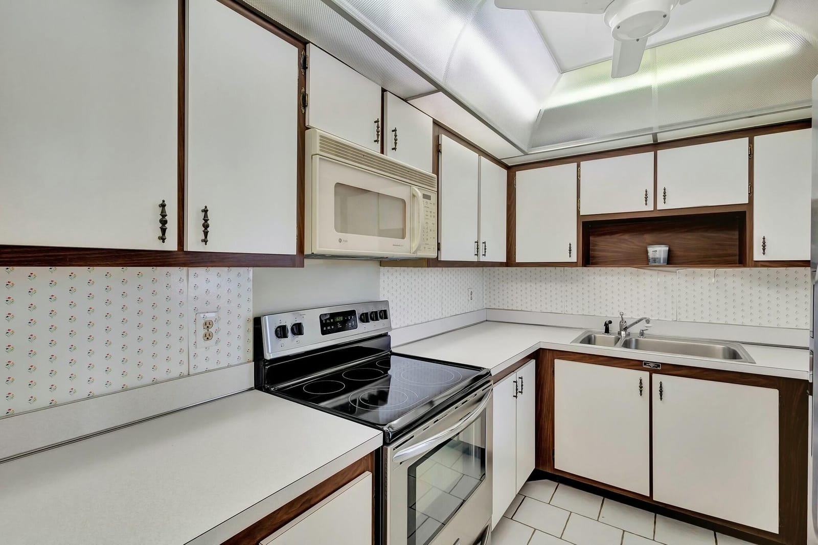 336 Golfview Road Ph #15, North Palm Beach, FL 33408 photo 11
