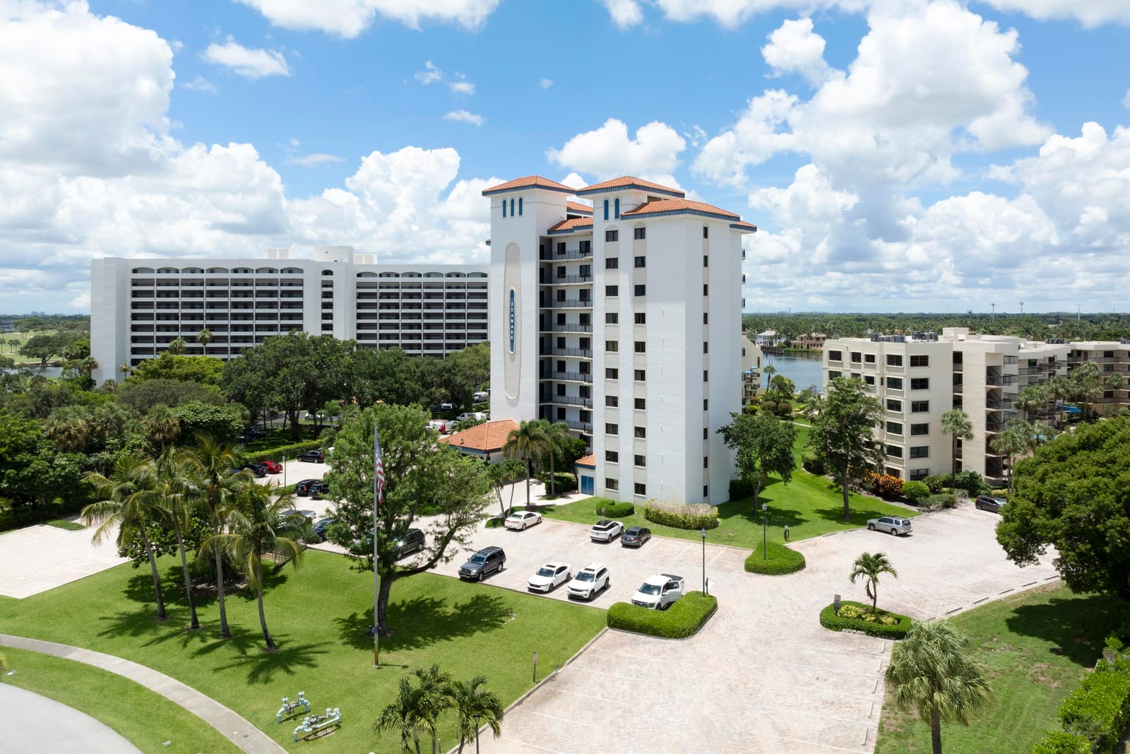 370 Golfview Road 103, North Palm Beach, FL 33408