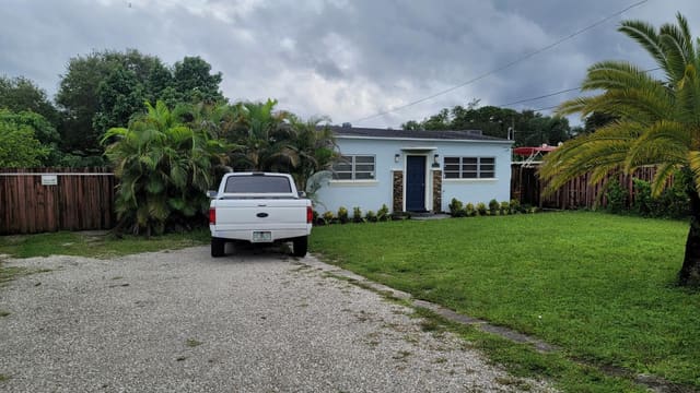 5630 Taft Street, Hollywood, FL 33021