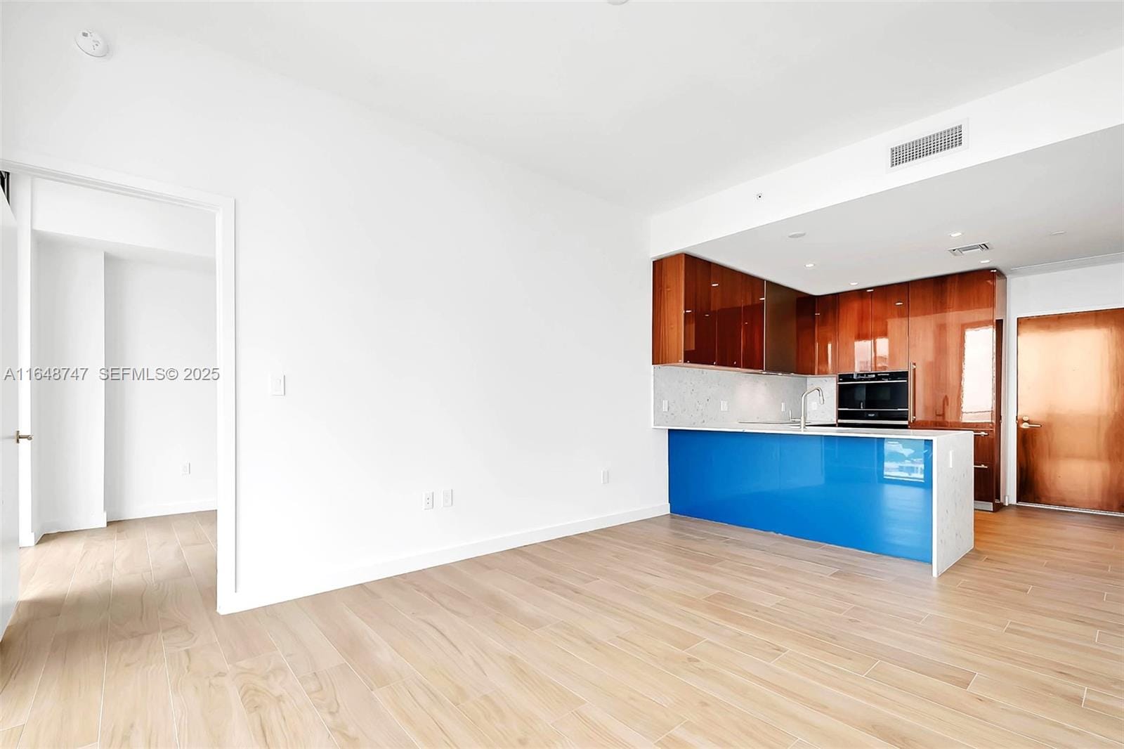 2678 Tigertail Avenue 1905, Miami, FL 33133 photo 8