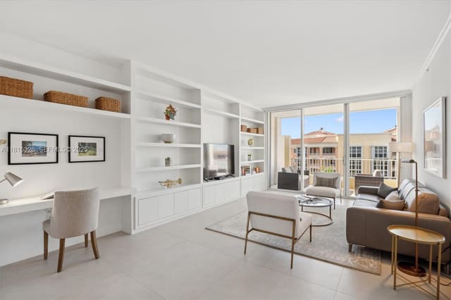 713 Crandon Boulevard PH-3, sold in Resort Villa Two, Key Biscayne, FL