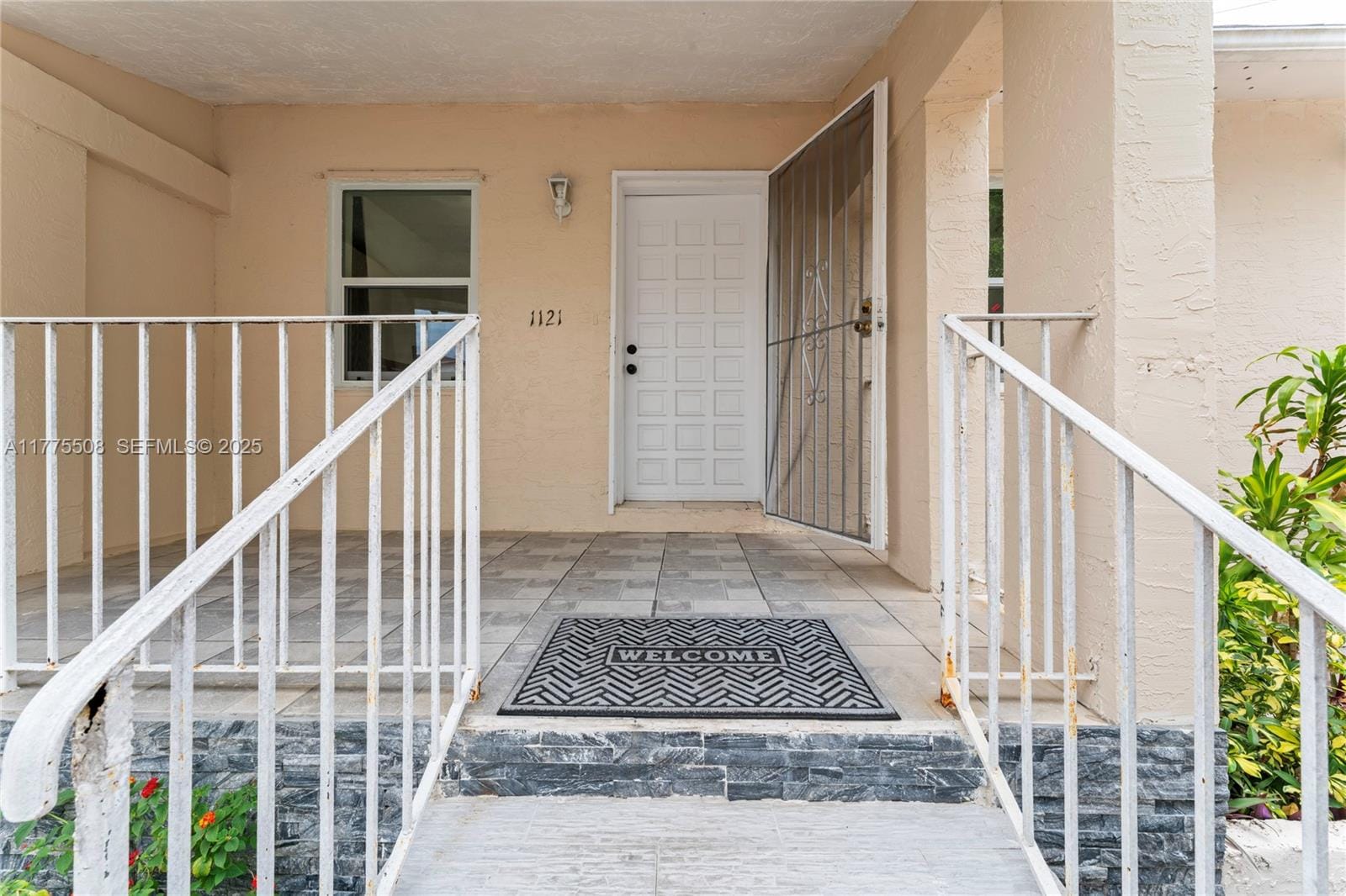 1121 Salih Street, Opa-Locka, FL 33054 photo 3