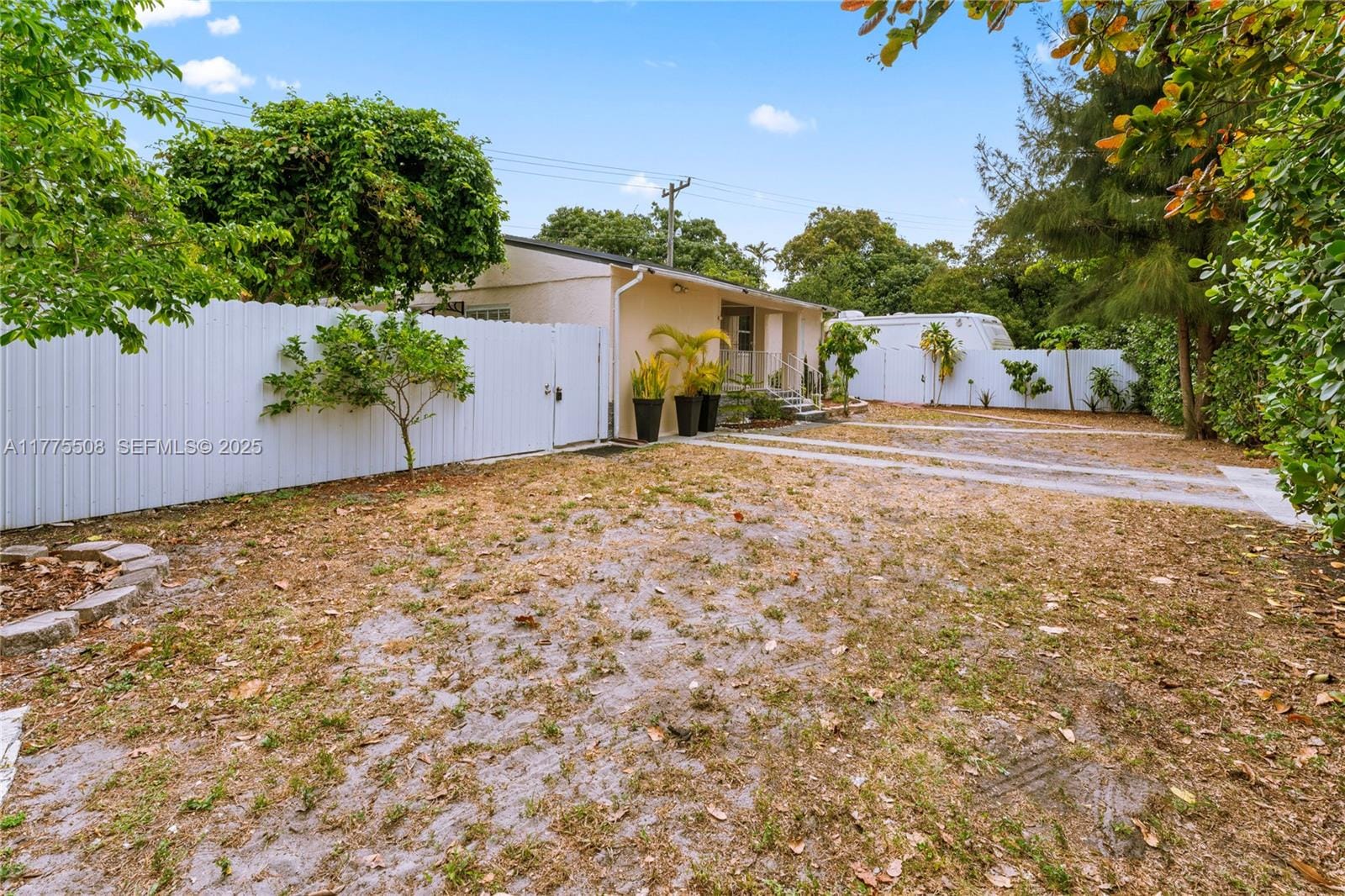 1121 Salih Street, Opa-Locka, FL 33054 photo 24