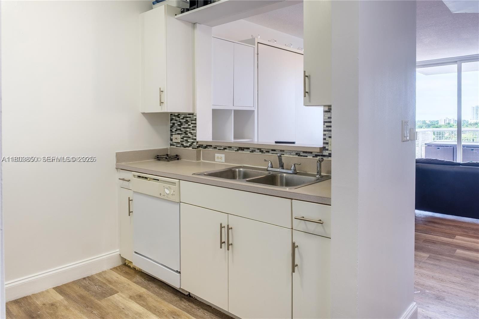 900 SW 8th Street 710, Miami, FL 33130 photo 6
