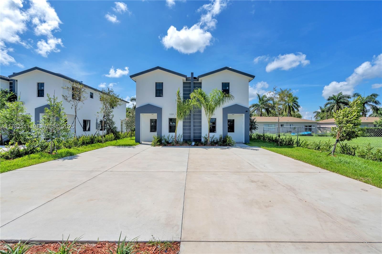 1231-1233 NW 9 Avenue, Florida City, FL 33034, Florida City