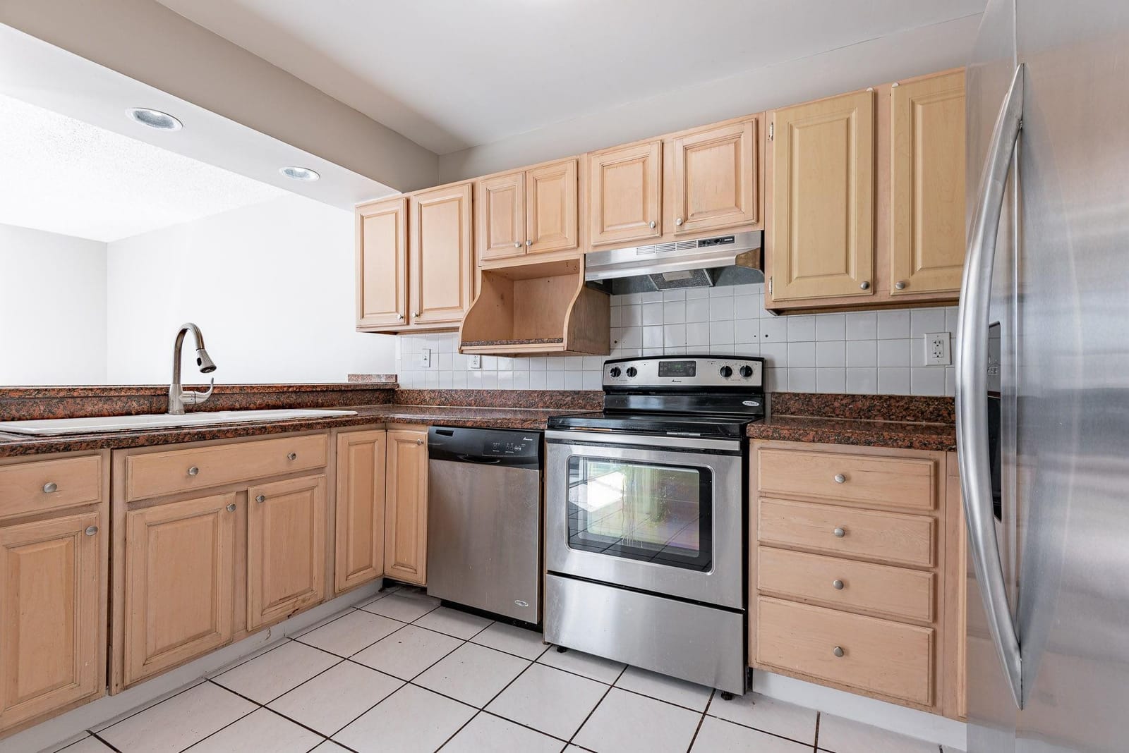 14450 SW 153 — photo 2