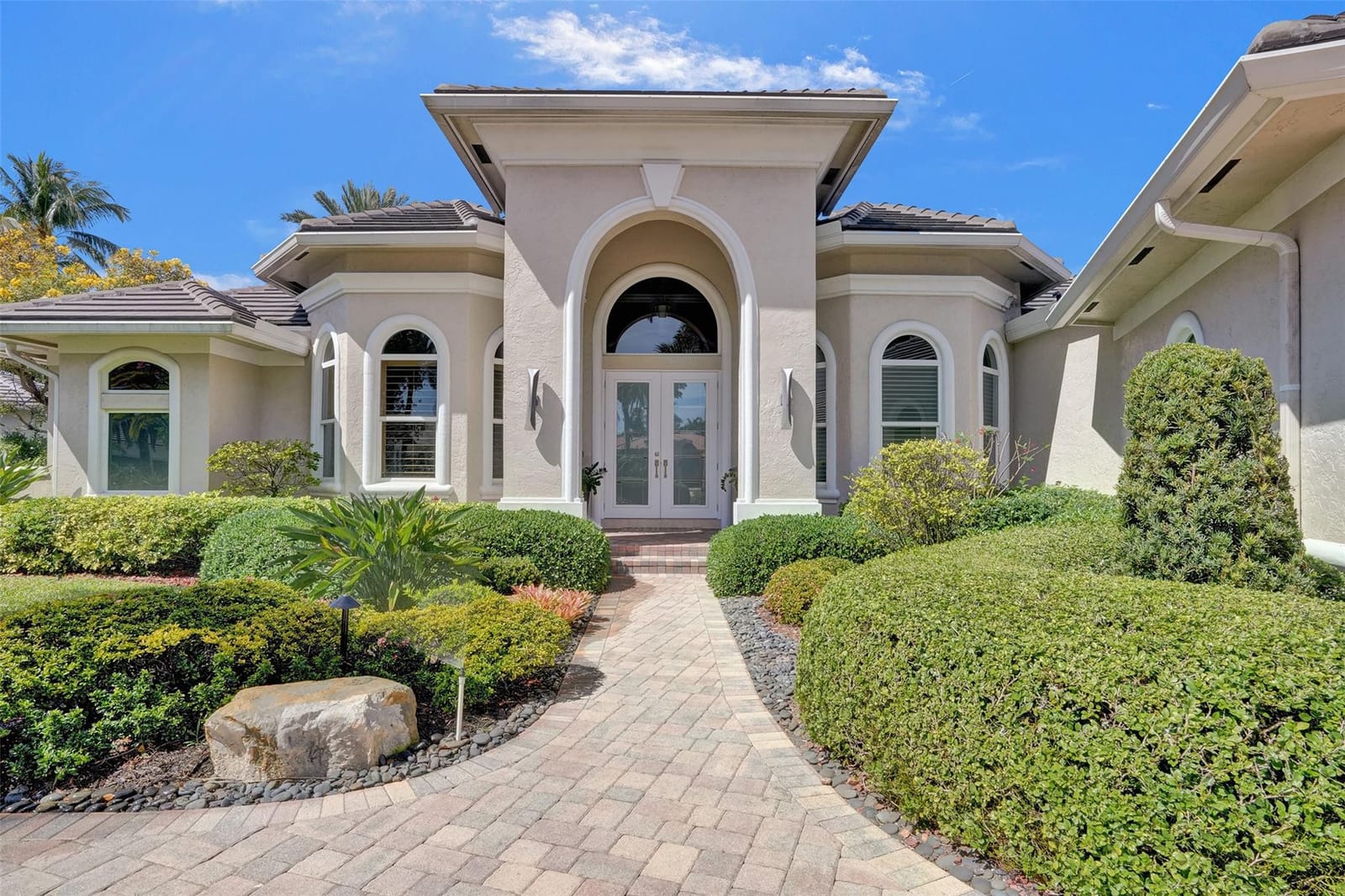 133 Nighthawk Avenue, Plantation, FL 33324