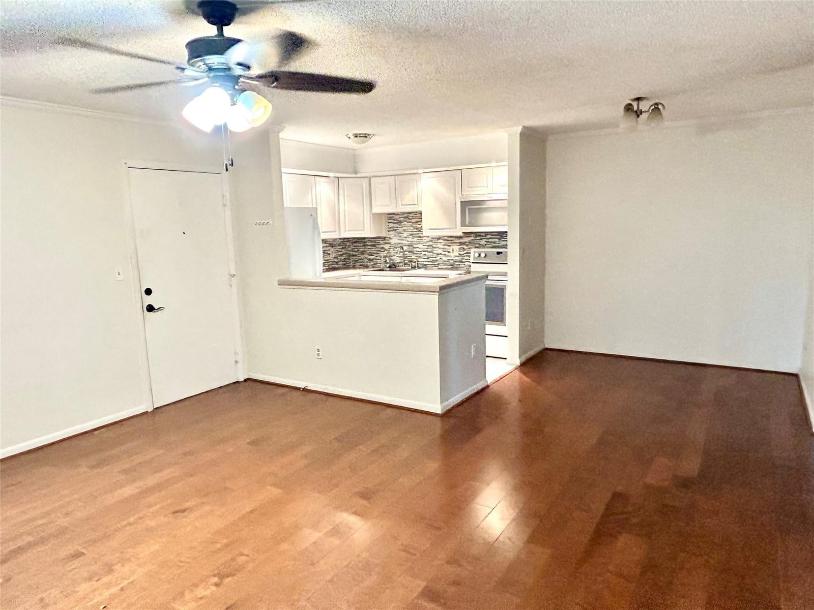 10429 E Clairmont Circle 108, Tamarac, FL 33321 photo 6
