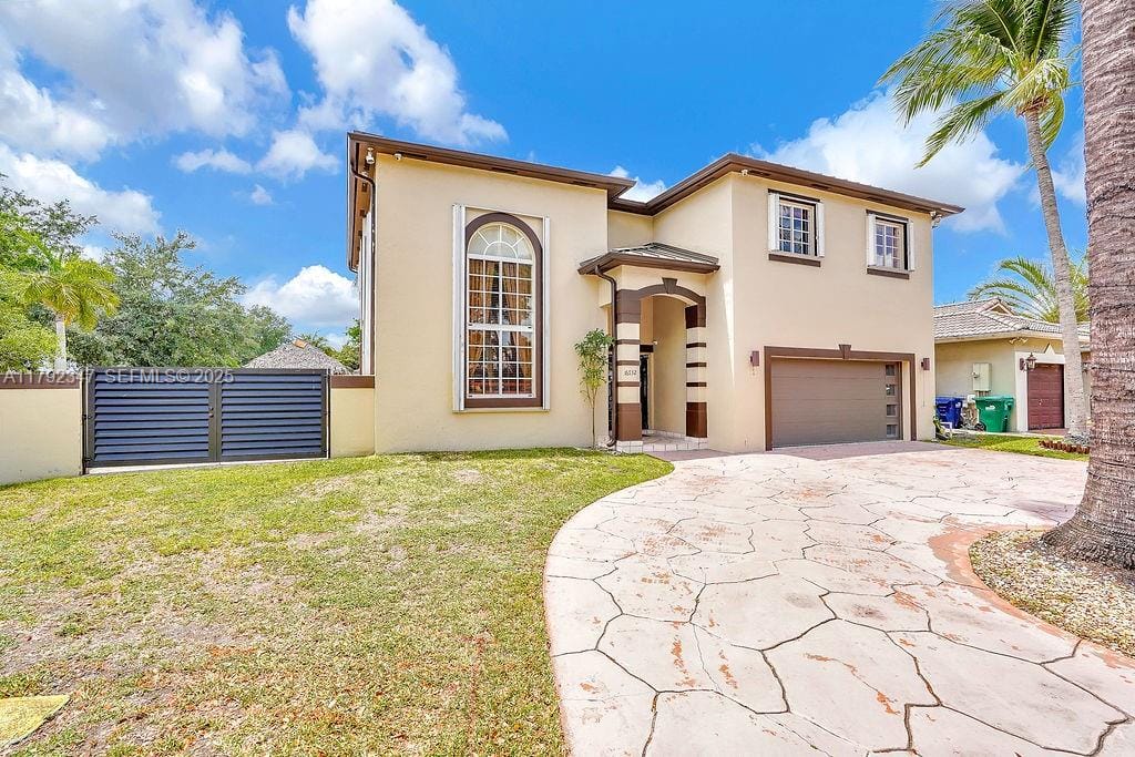 16732 NW 89th Place, Miami Lakes, FL 33018