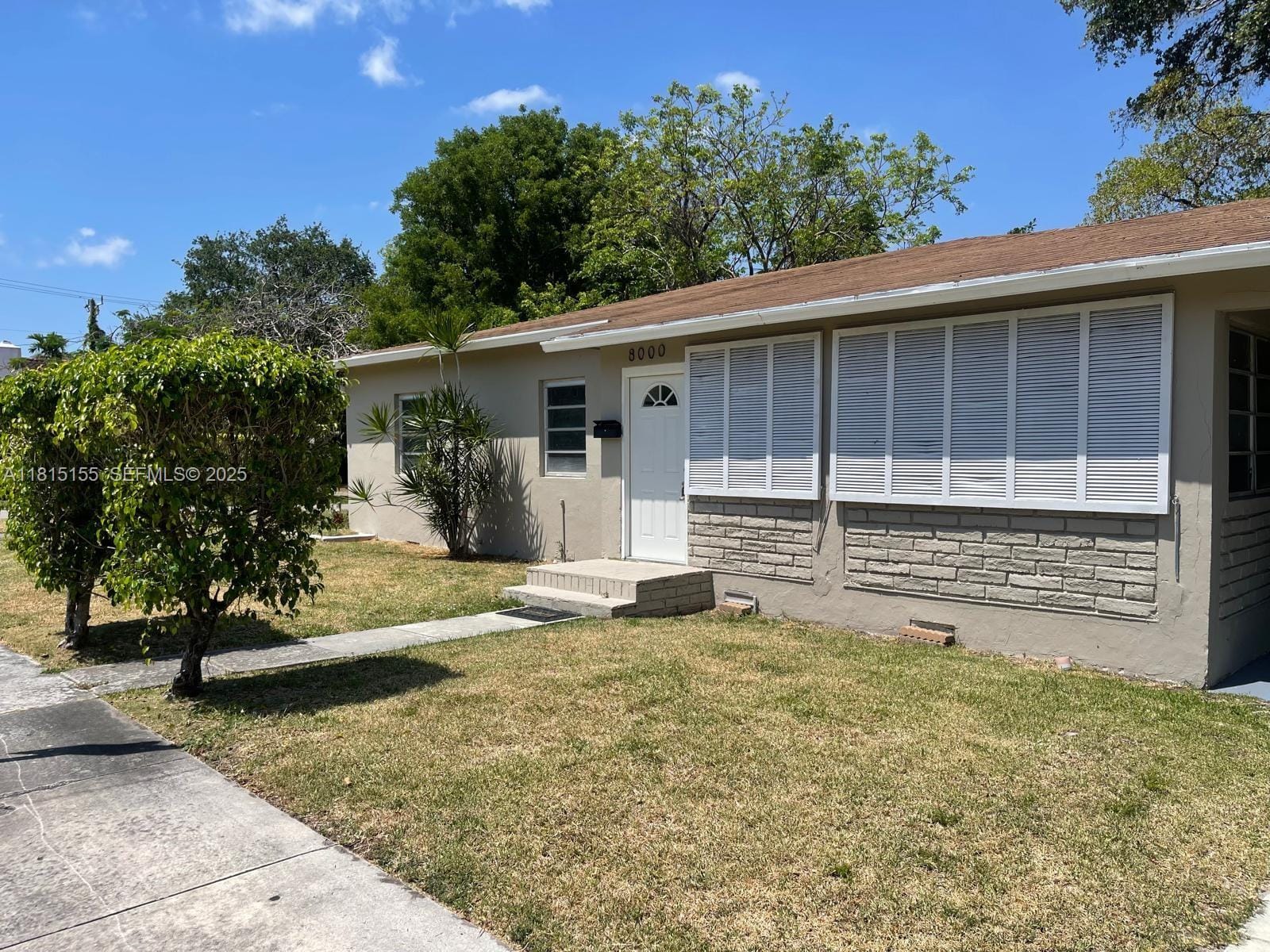 8000 NE 8th Court, Miami, FL 33138