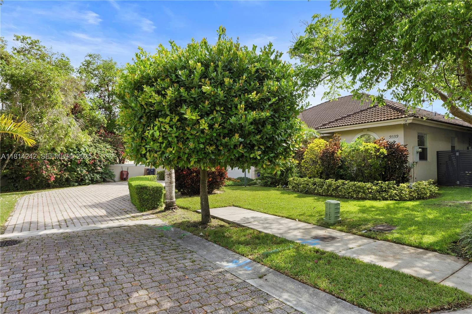 9339 SW 98th Place — photo 3