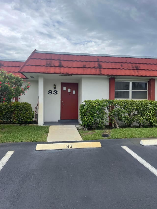 5800 Fernley Drive W 83, Greenacres, FL 33415