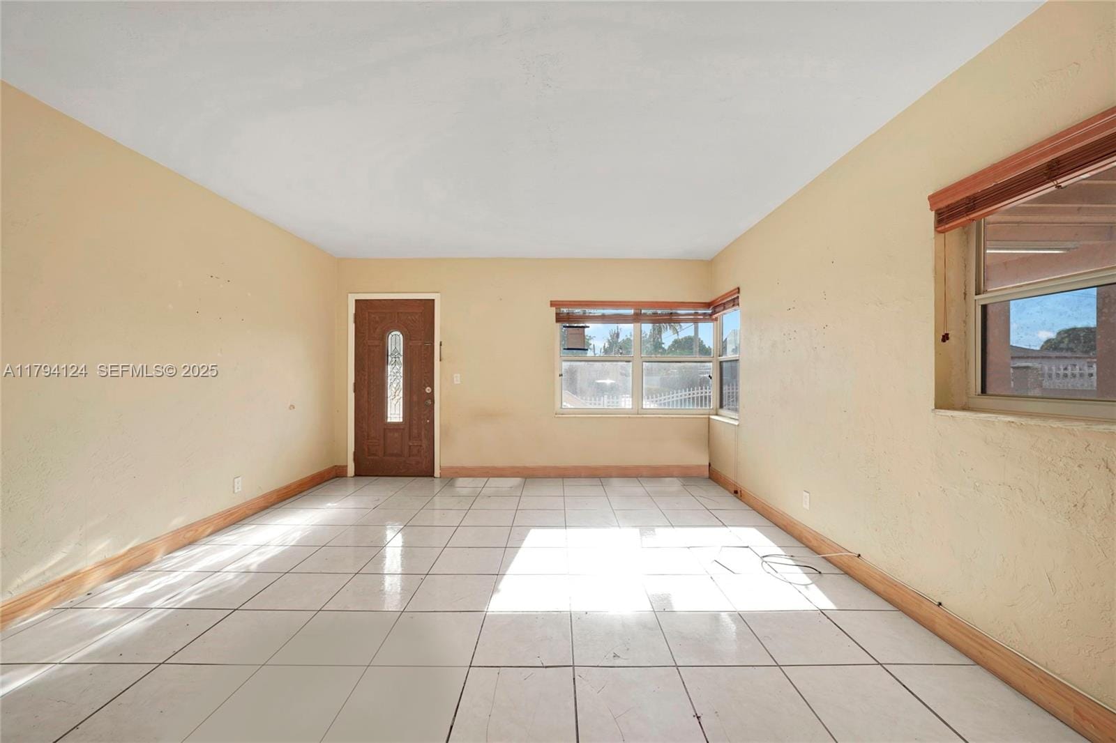 4241 W 1st Avenue, Hialeah, FL 33012 photo 5