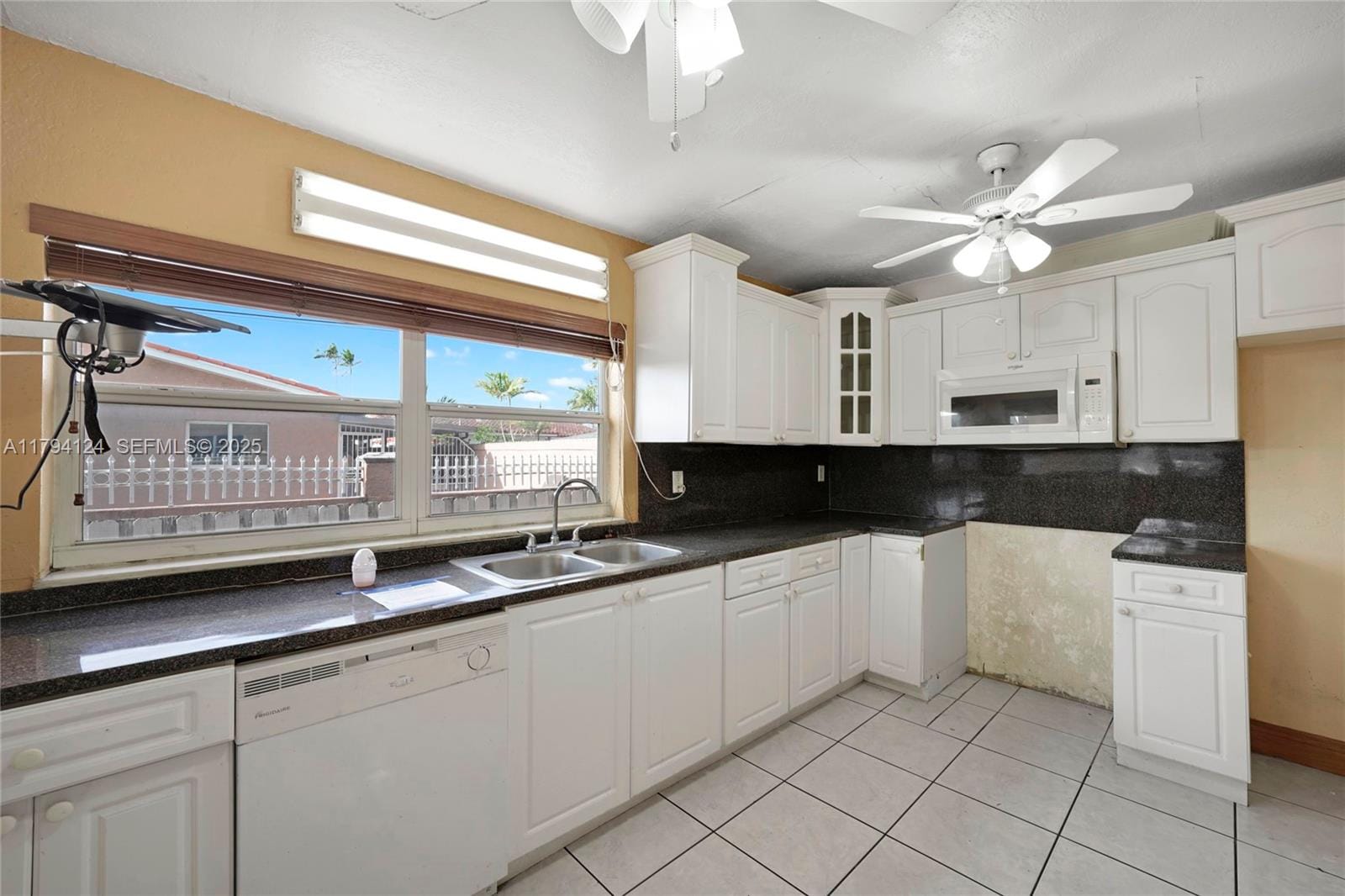 4241 W 1st Avenue, Hialeah, FL 33012 photo 9