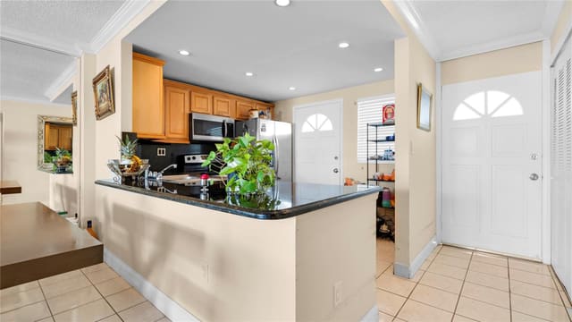 3725 NE 169th Street 207, North Miami Beach, FL 33160
