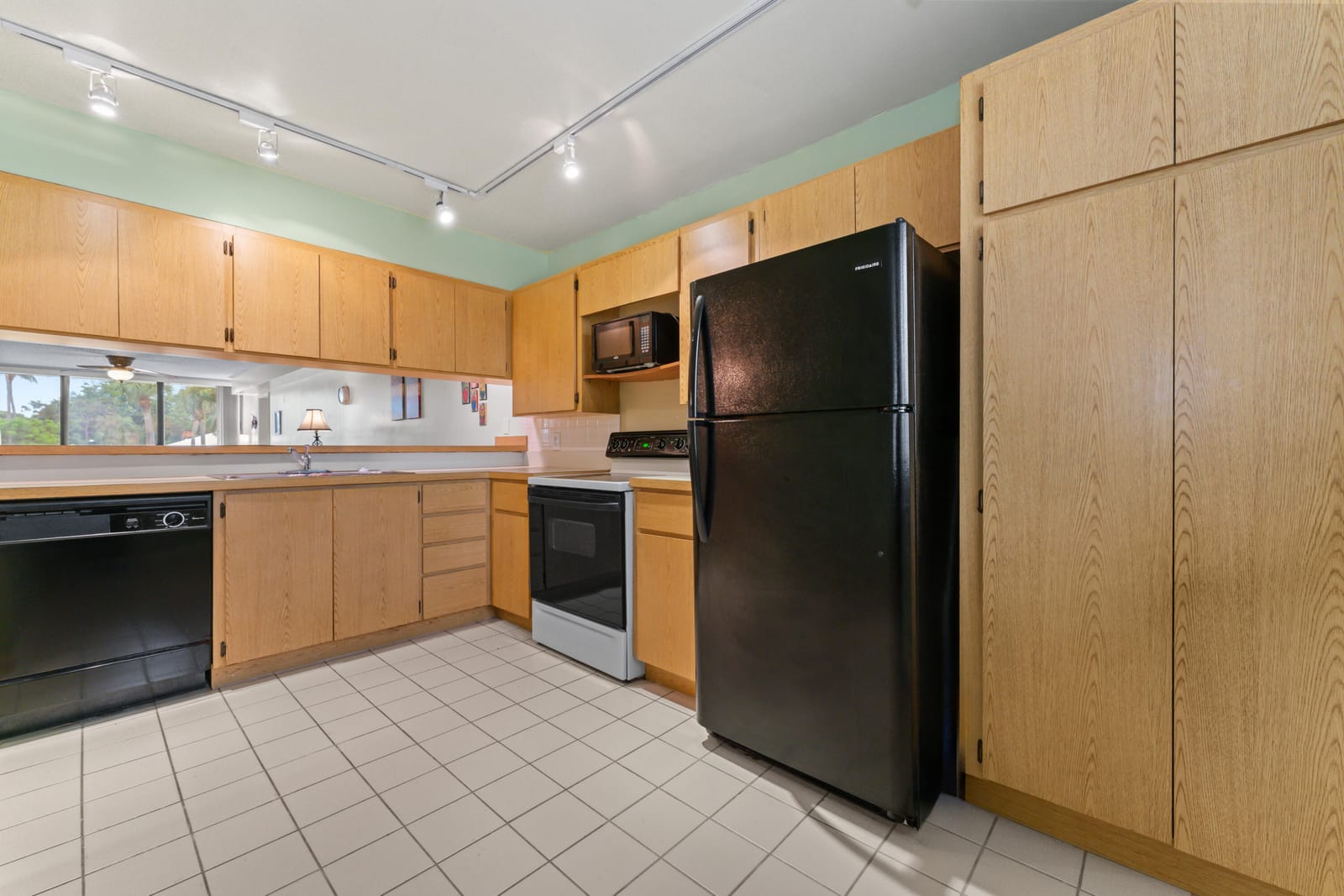 2621 Village Boulevard 203 — photo 2