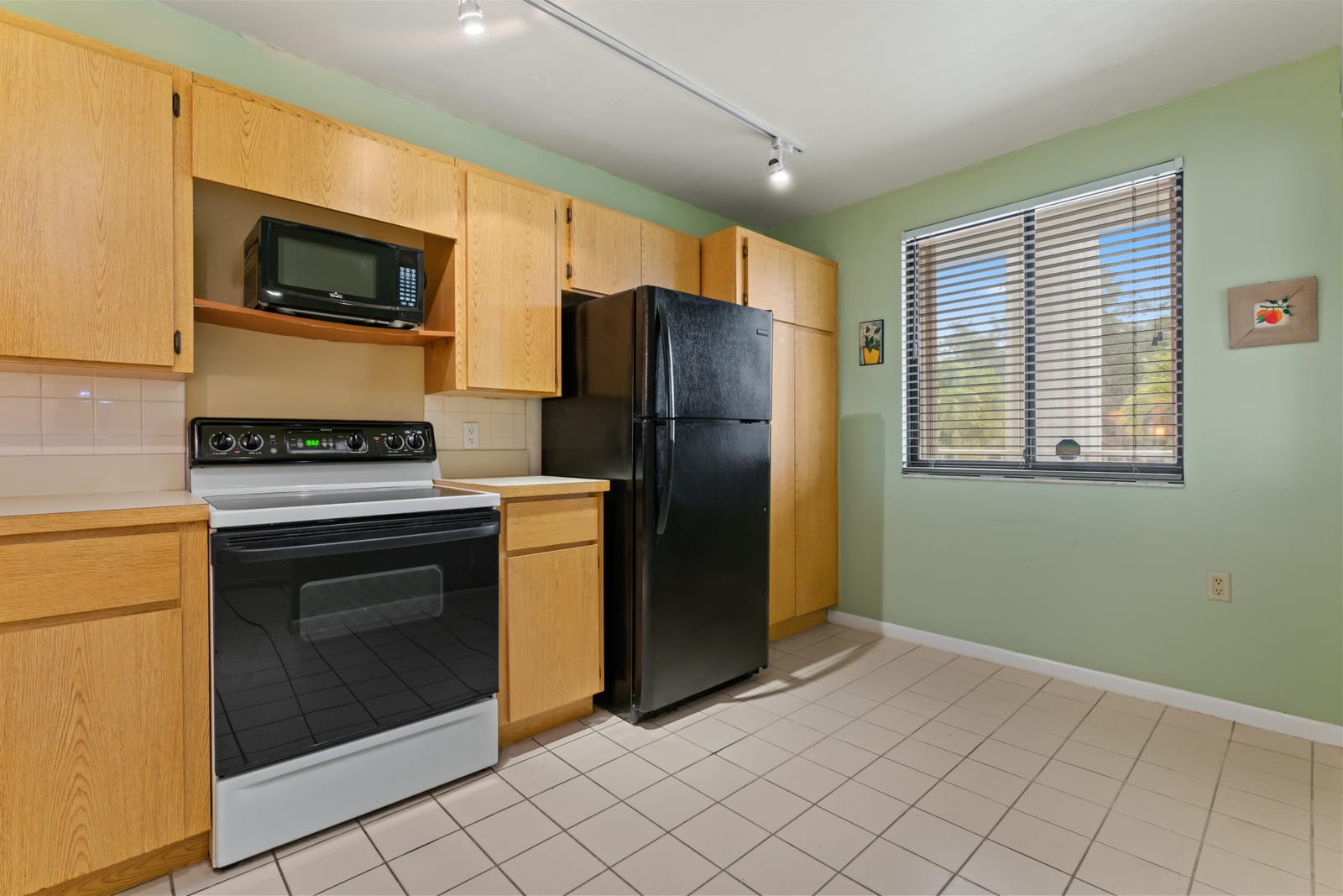 2621 Village Boulevard 203 — photo 3