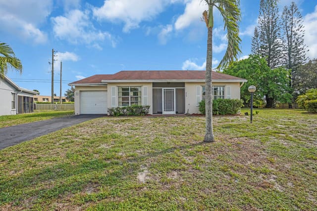 6113 Rainbow Circle, sold in Lucerne Homes East 4, Greenacres, FL