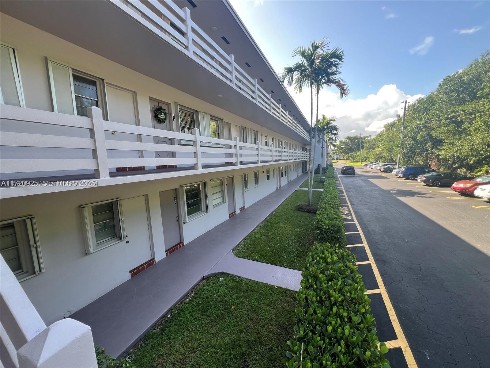 700 Layne Boulevard 315, Hallandale Beach, FL 33009 photo 15