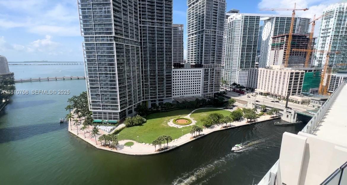 300 Biscayne Blvd Way 1805, Miami, FL 33131 photo 5
