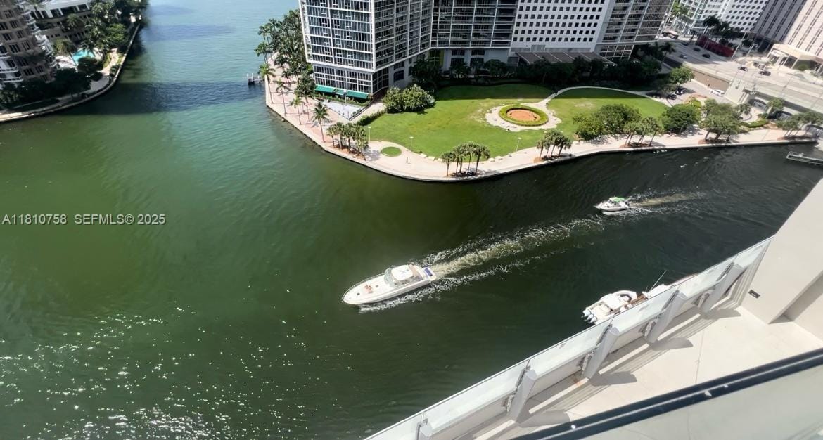 300 Biscayne Blvd Way 1805, Miami, FL 33131 photo 6