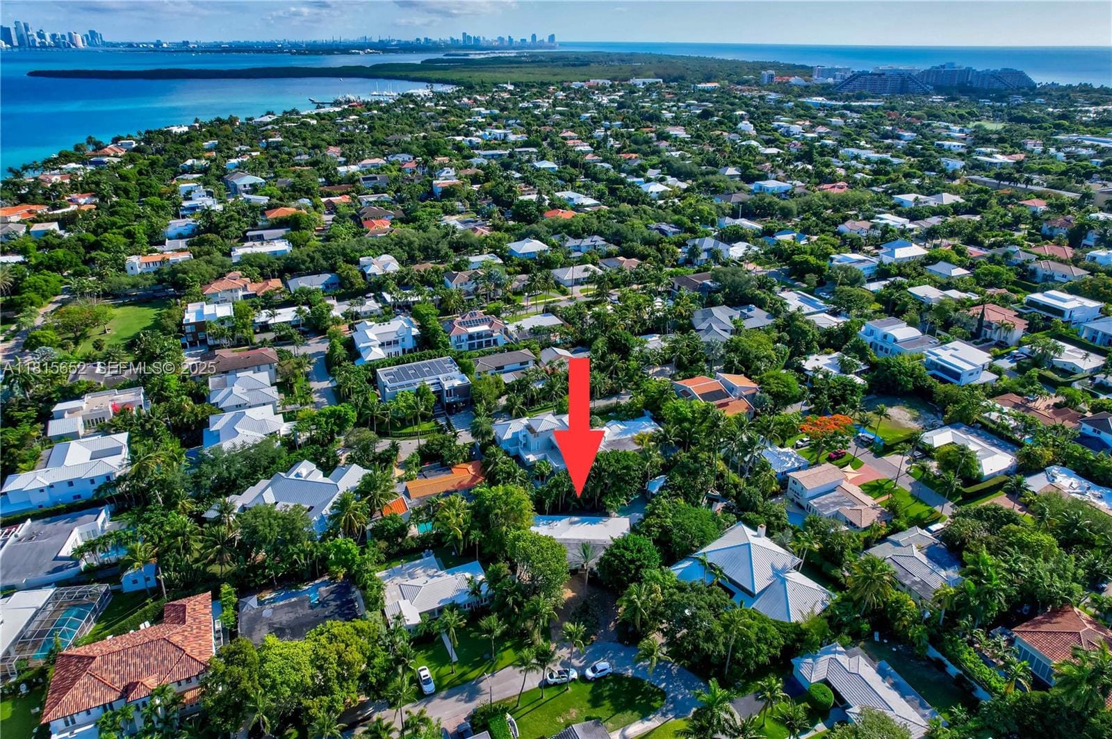 4 bedroom home for sale at 345 Harbor, Key Biscayne, FL 33149 — $3,900,000