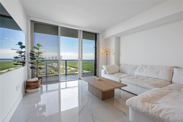 16385 Biscayne Boulevard 2519, sold in The Harbour South Condo, North Miami Beach, FL