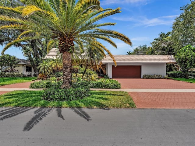 3121 N 52nd Avenue, Hollywood, FL 33021