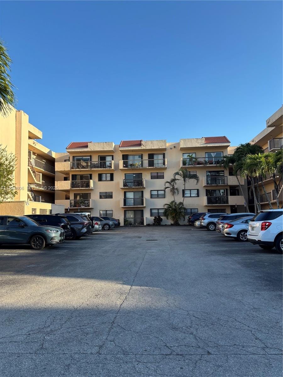 995 SW 84th Avenue 209, Miami, FL 33144