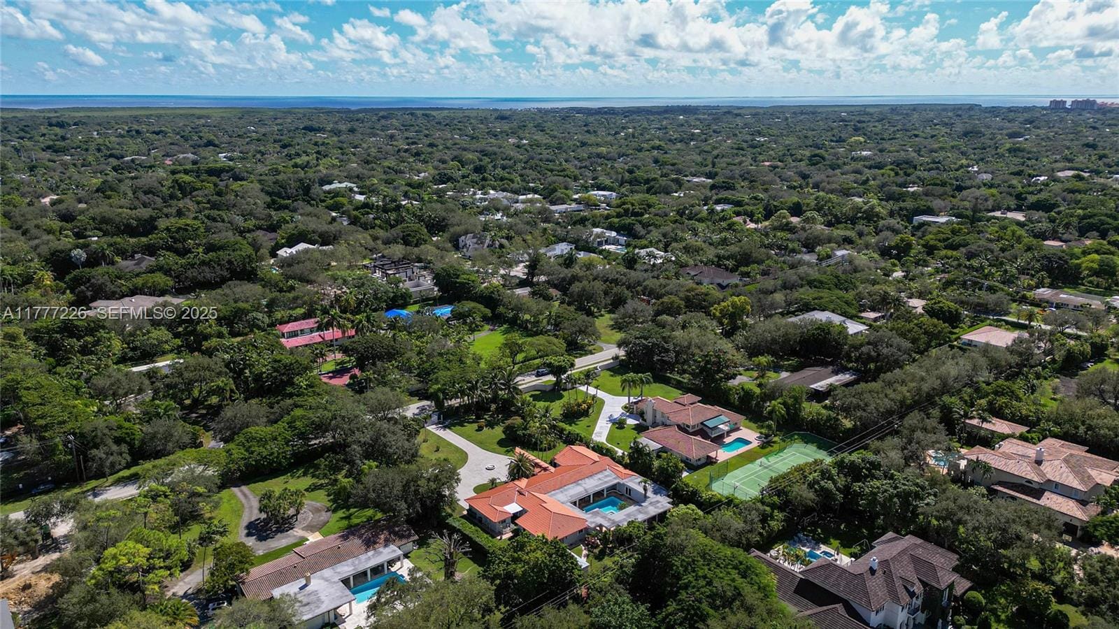 Sold home at 10750 SW 67th Avenue, Pinecrest, FL 33156