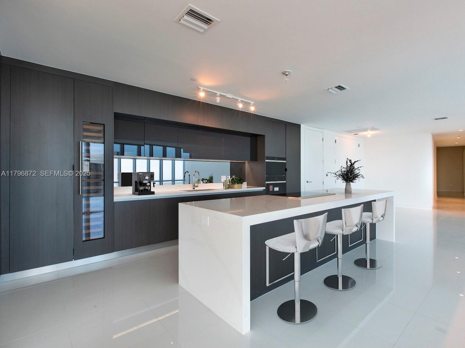 851 NE 1st Avenue PH5011, Miami, FL 33132 photo 28