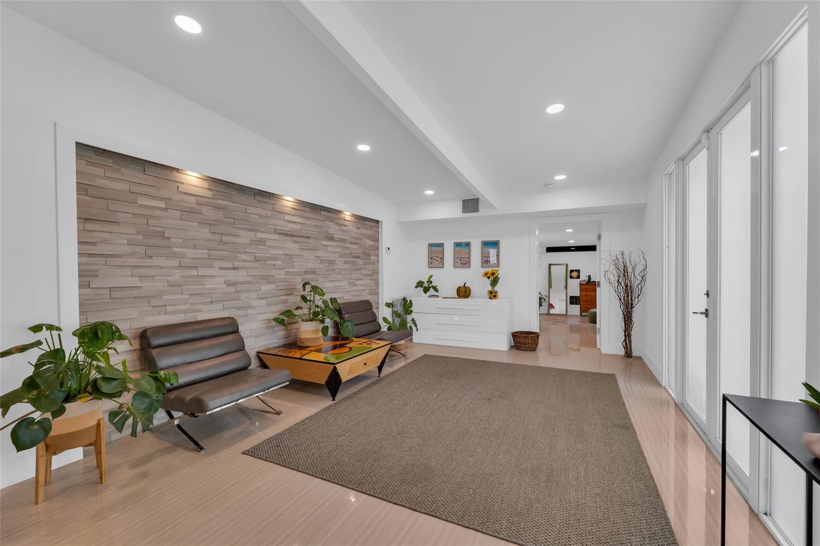 2642 Barbara Drive — photo 6