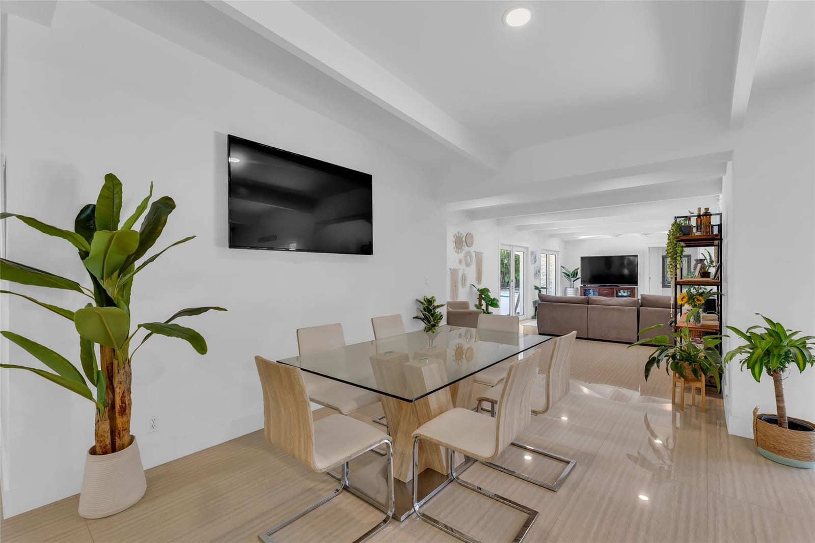 2642 Barbara Drive — photo 7