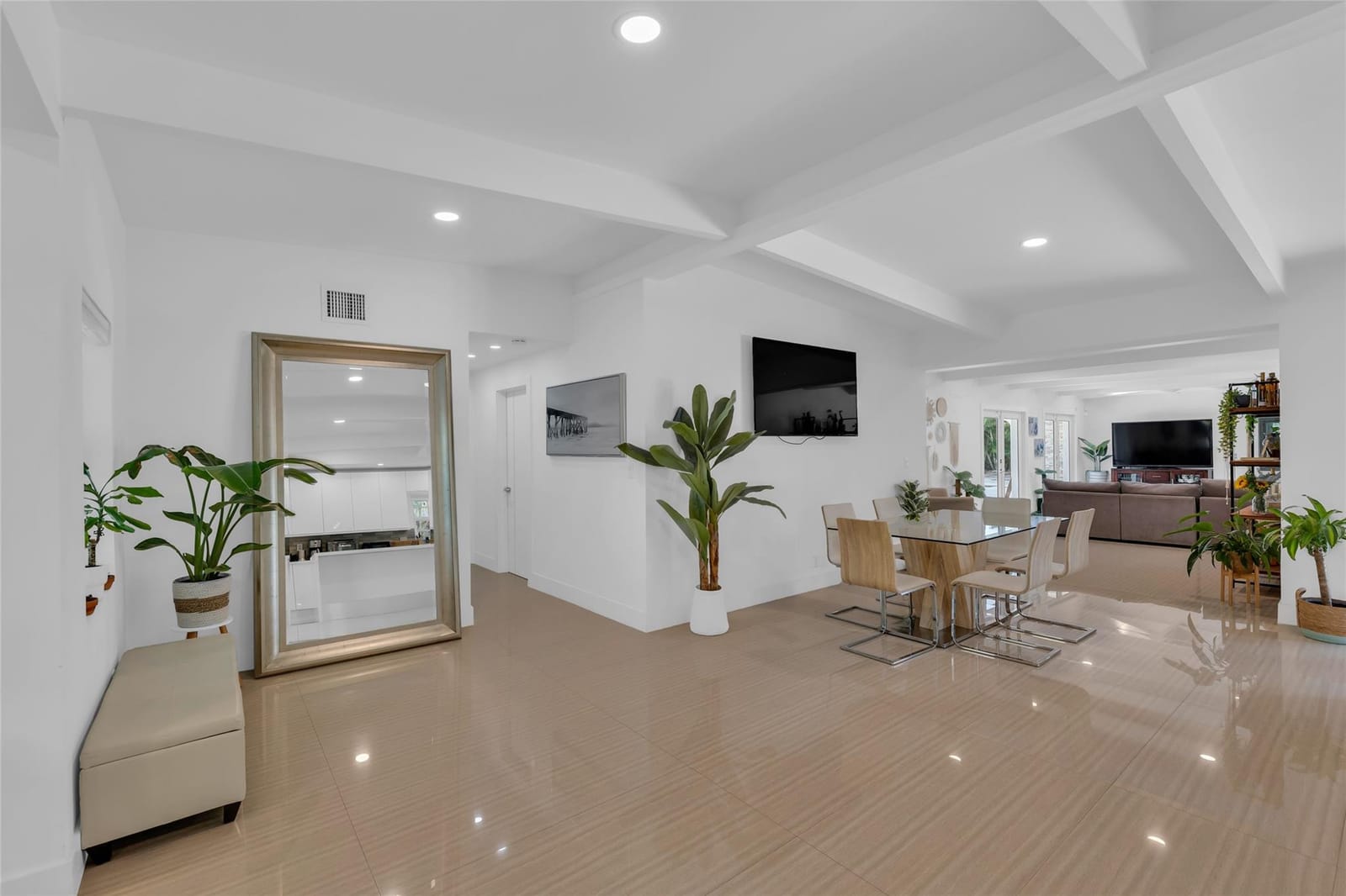 2642 Barbara Drive — photo 8