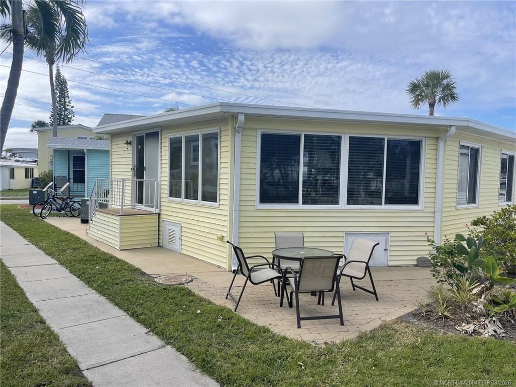 691 Nettles Boulevard — photo 3