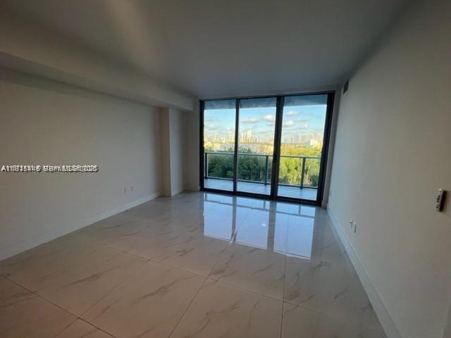 16385 Biscayne Boulevard 820, North Miami Beach, FL 33160, North Miami Beach