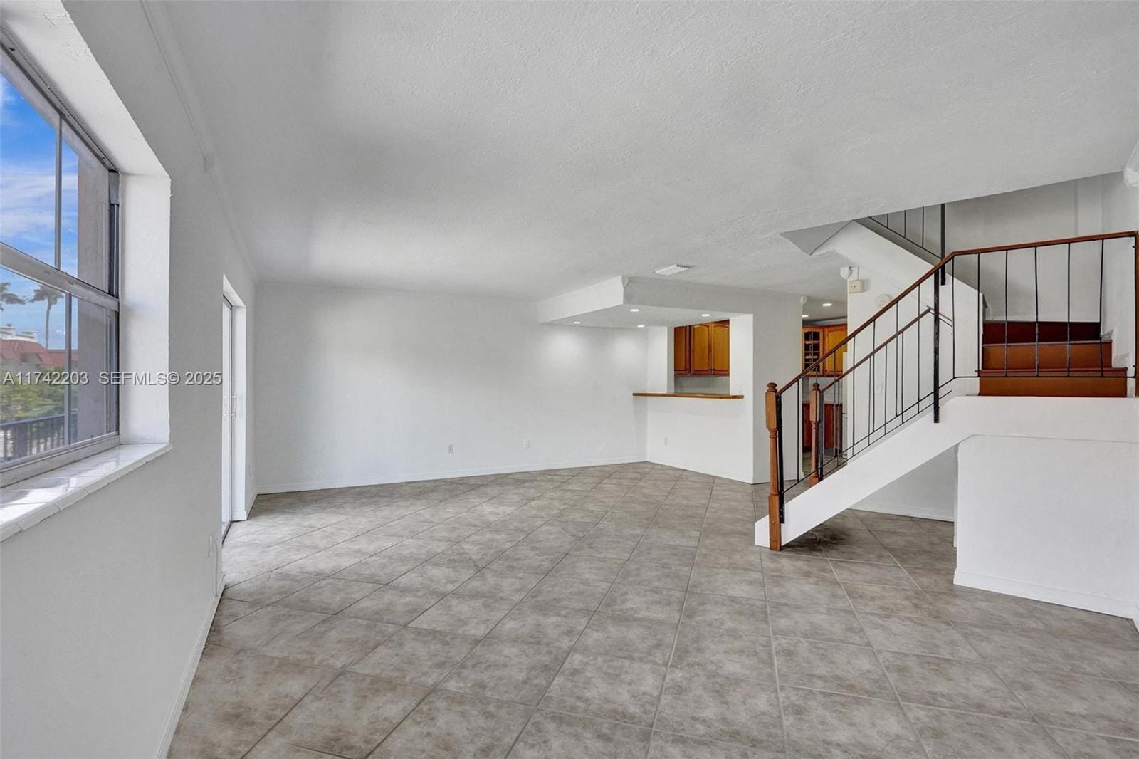 8650 SW 67th Avenue 1022 — photo 12