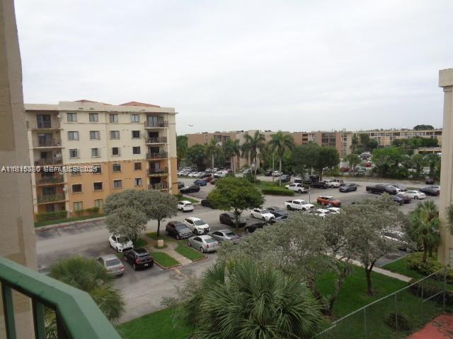 9320 Fontainebleau Boulevard 503, Miami, FL 33172